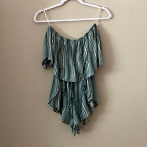 Strapless Blue Lemom romper. Size medium (bought from boutique).
